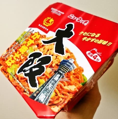 ニュータッチ「大阪かす焼そば」