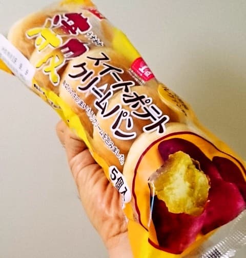 ヤマザキ「薄皮スイートポテトクリームパン」