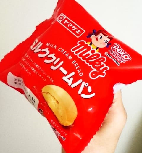 ヤマザキ「ミルキー ミルククリームパン」