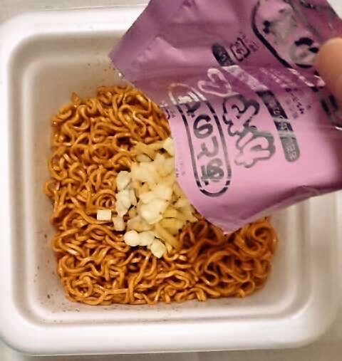 サッポロ一番の「焼きそばバソキヤ」