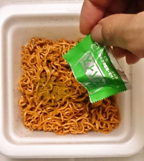 サッポロ一番の「焼きそばバソキヤ」