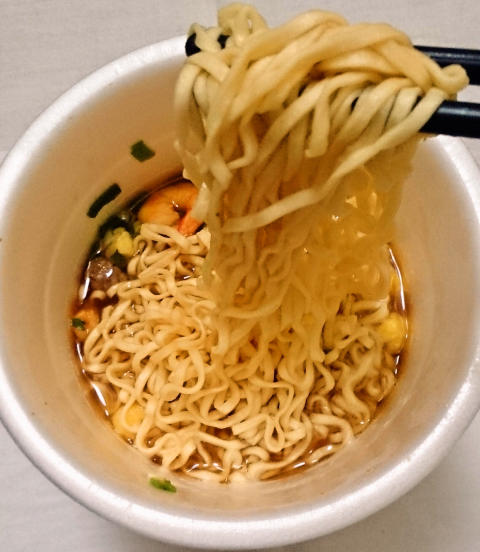 日清カップヌードル キング