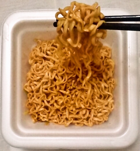 サッポロ一番「肉油そば 薫るわさび和風醤油味」