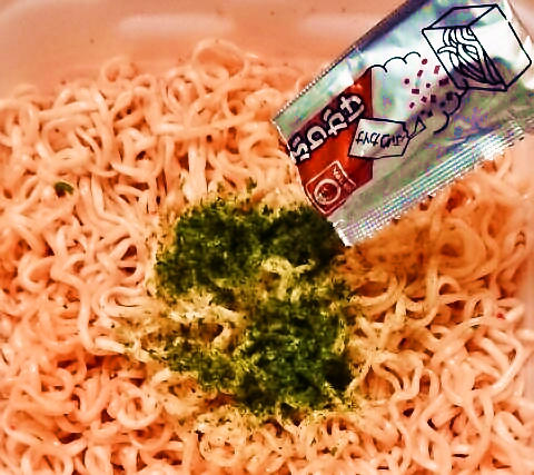 マルちゃん「やきそば弁当 たらこ味バター風味」