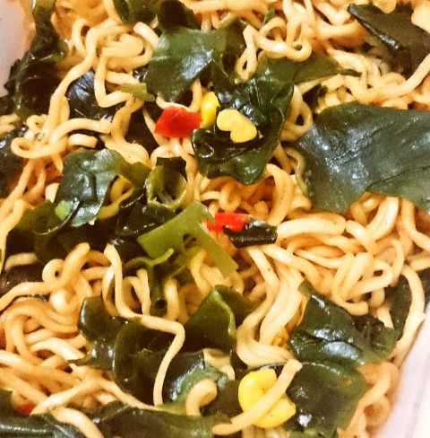 まるか食品「ペヤングわかめＭＡＸやきそば」