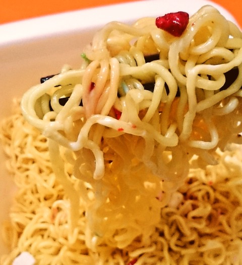 明星 一平ちゃん夜店の焼そば ショートケーキ味