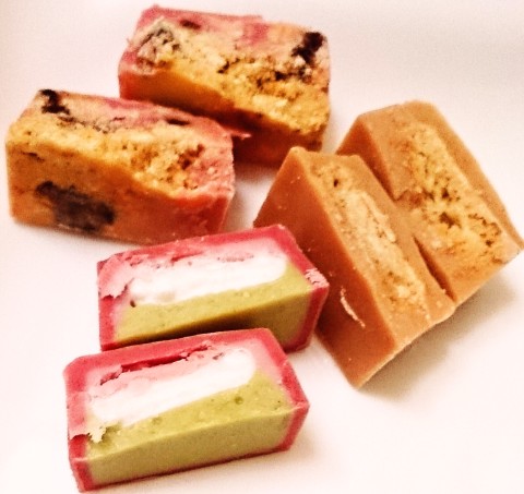 チロルチョコ「いちごがいっぱい」