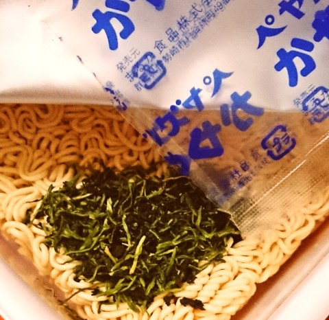 まるか食品「ペヤング パクチーＭＡＸやきそば」