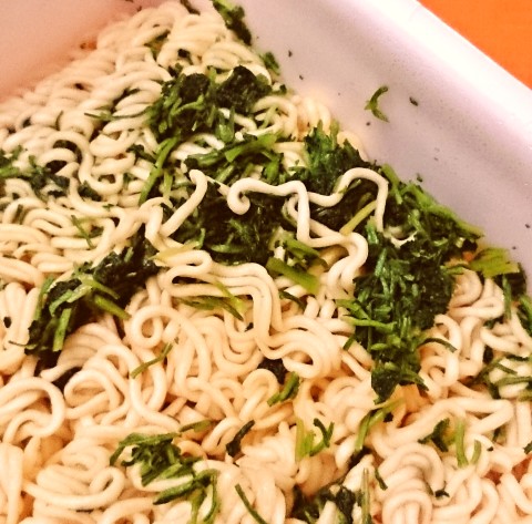 まるか食品「ペヤング パクチーＭＡＸやきそば」