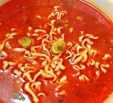 寿がきや「麺処井の庄監修 辛辛魚らーめん」