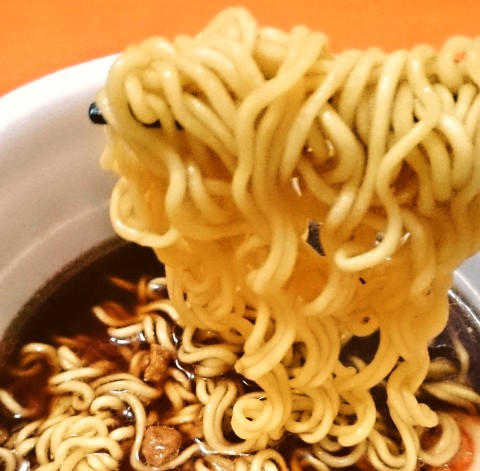 マルちゃん「大盛！富山ブラックラーメン」