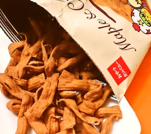 おやつカンパニー「ベビースターパンメン(メープルシナモン味)」