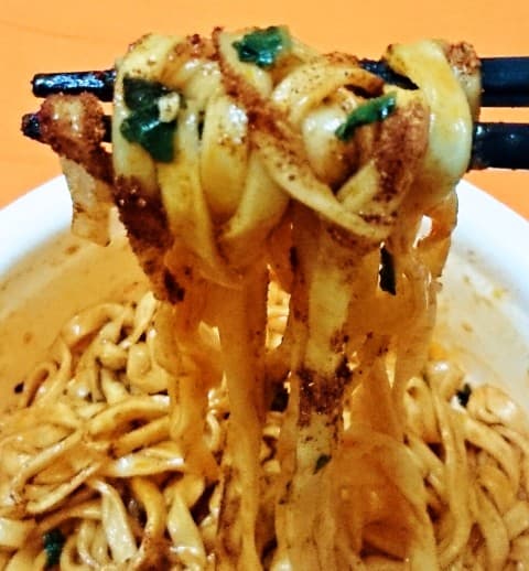 日清のどん兵衛焼うどん 担担 花椒仕立て