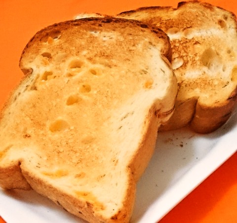 ヤマザキ「チーズゴールド」