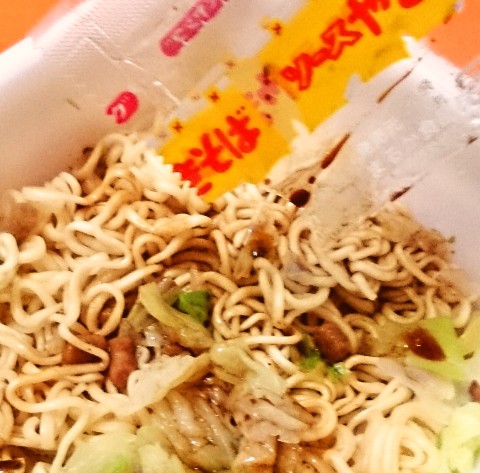 まるか食品「ペヤング ソースやきそばプラス納豆」