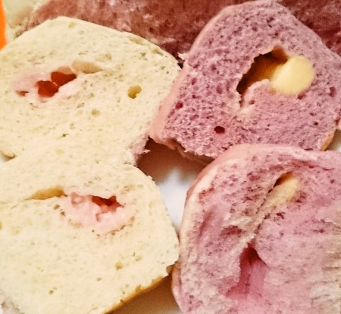 ファミリーマート「ちぎれるパン(苺クリ－ム＆カスタード)」