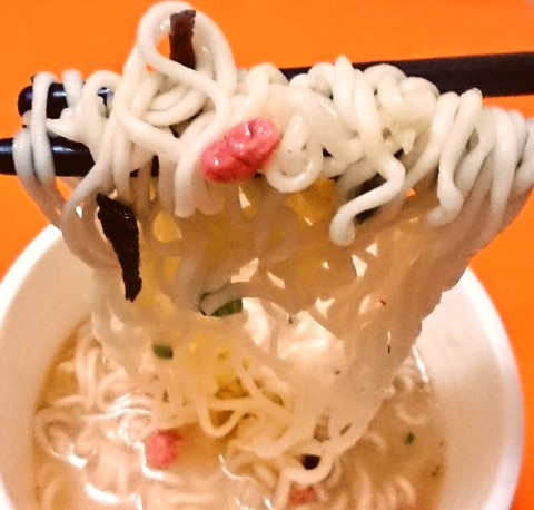 サッポロ一番「カップスター 明太味とんこつ」