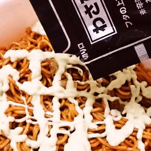 「日清焼そばＵ．Ｆ．Ｏ．ビッグ わさマヨ地獄」