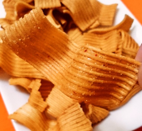 おやつカンパニー「ベビースタードデカイラーメン 銀だこ チーズ明太子味」