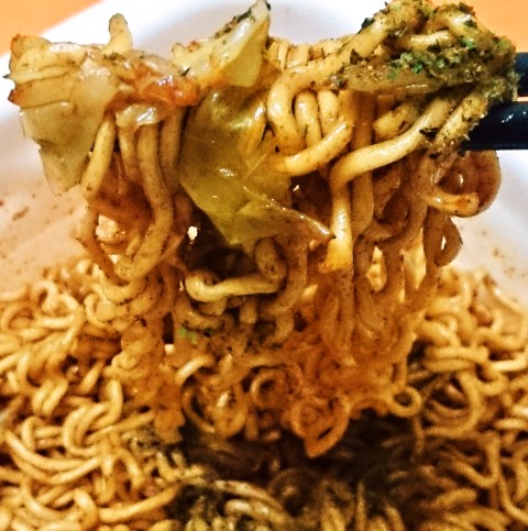 マルちゃん「やきそば弁当 激辛」