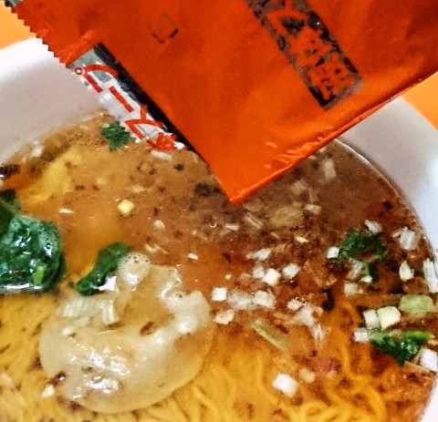 寿がきや「ドゥエイタリアン監修 レモンらぁ麺」