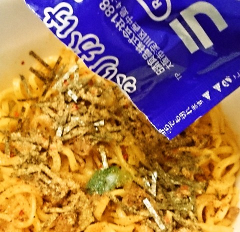 日清ラ王ＰＲＥＭＩＵＭ 台湾まぜそば