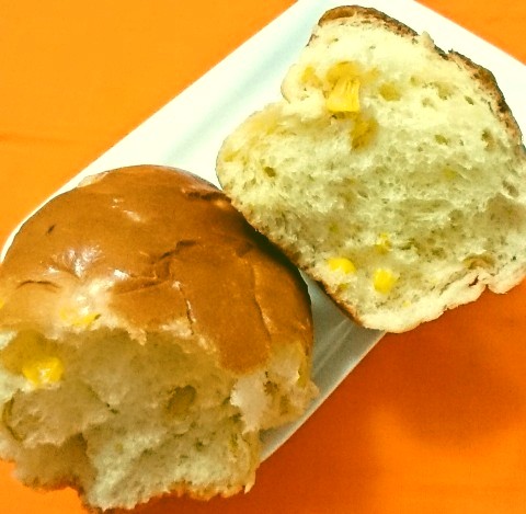 ヤマザキ「贅沢なコーンブレッド」