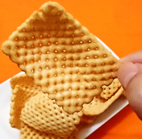 カルビー「サッポロポテト バーベＱあじＪＵＭＢＯ 北海道産バター＆しょうゆ味」