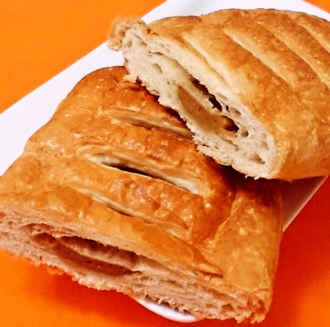 第一パン「大きなキャラメルデニッシュ」