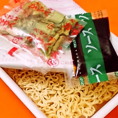 まるか食品「ペヤング 回鍋肉風やきそば」