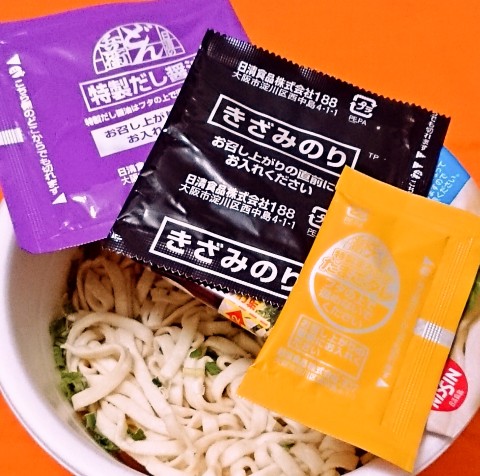 「日清のどん兵衛 釜たま風うどん」