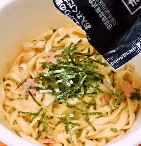 「日清のどん兵衛 釜たま風うどん」