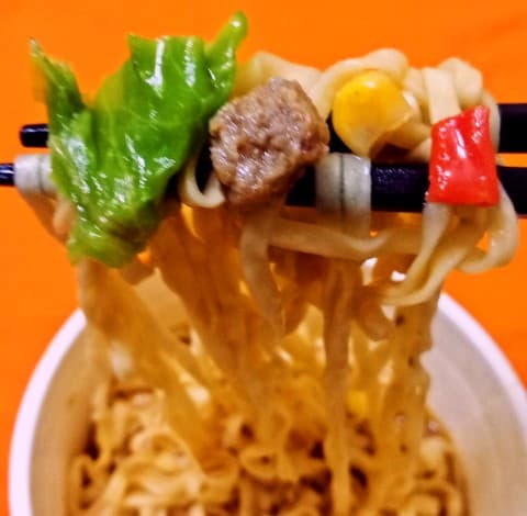 日清「カップヌードル 味噌」