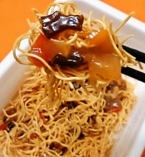 まるか食品「ペヤング 中華風そのまま皿うどん」