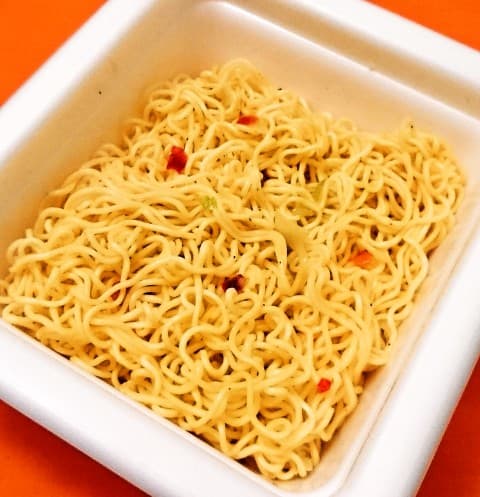 サッポロ一番「レモスコ味 塩焼そば」