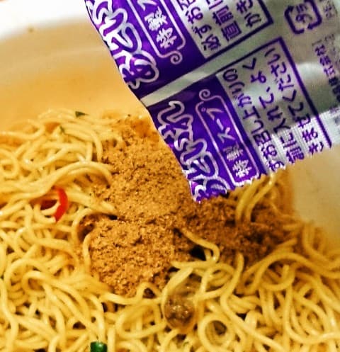 サンヨー食品「キング軒 広島式汁なし担担麺」