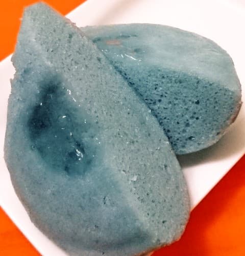 ローソンストア１００「スライムむしぱん」