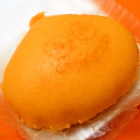 ローソンストア１００「スライムベスむしぱん」