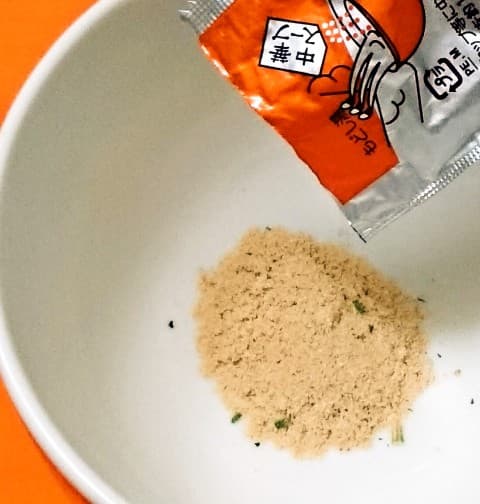 マルちゃん「でっかいやきそば弁当」